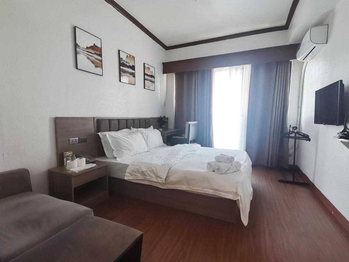 Aparthotel Passion Makati à Makati City Extérieur photo